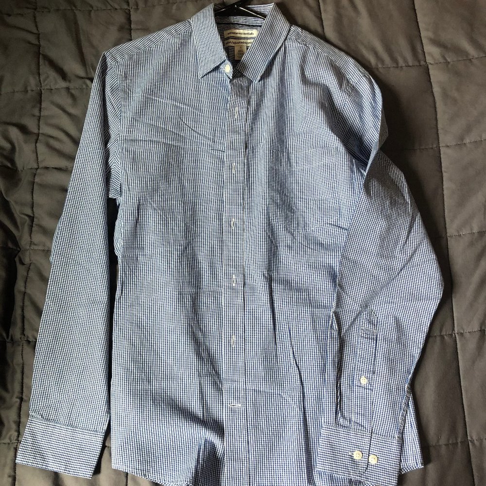 Amazon Essentials Slim Fit Dress Shirt
